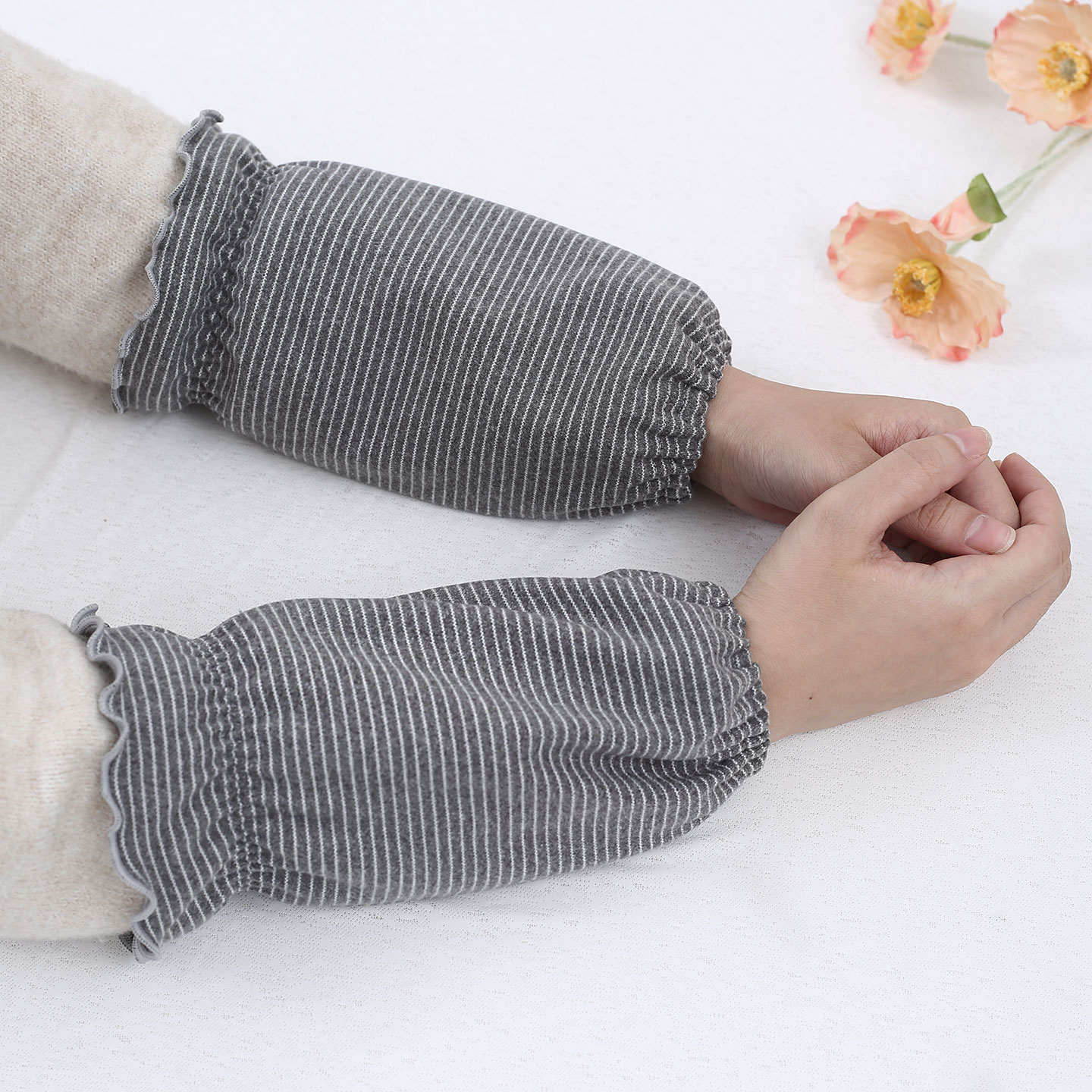 Home Office Work - Women's Loose And Elastic Protective Sleeve