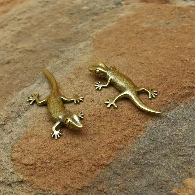 Handmade Bronze Retro Gecko Li - Home Office Gadgets recension och pris